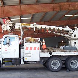Digger Derrick Truck Cargo Net